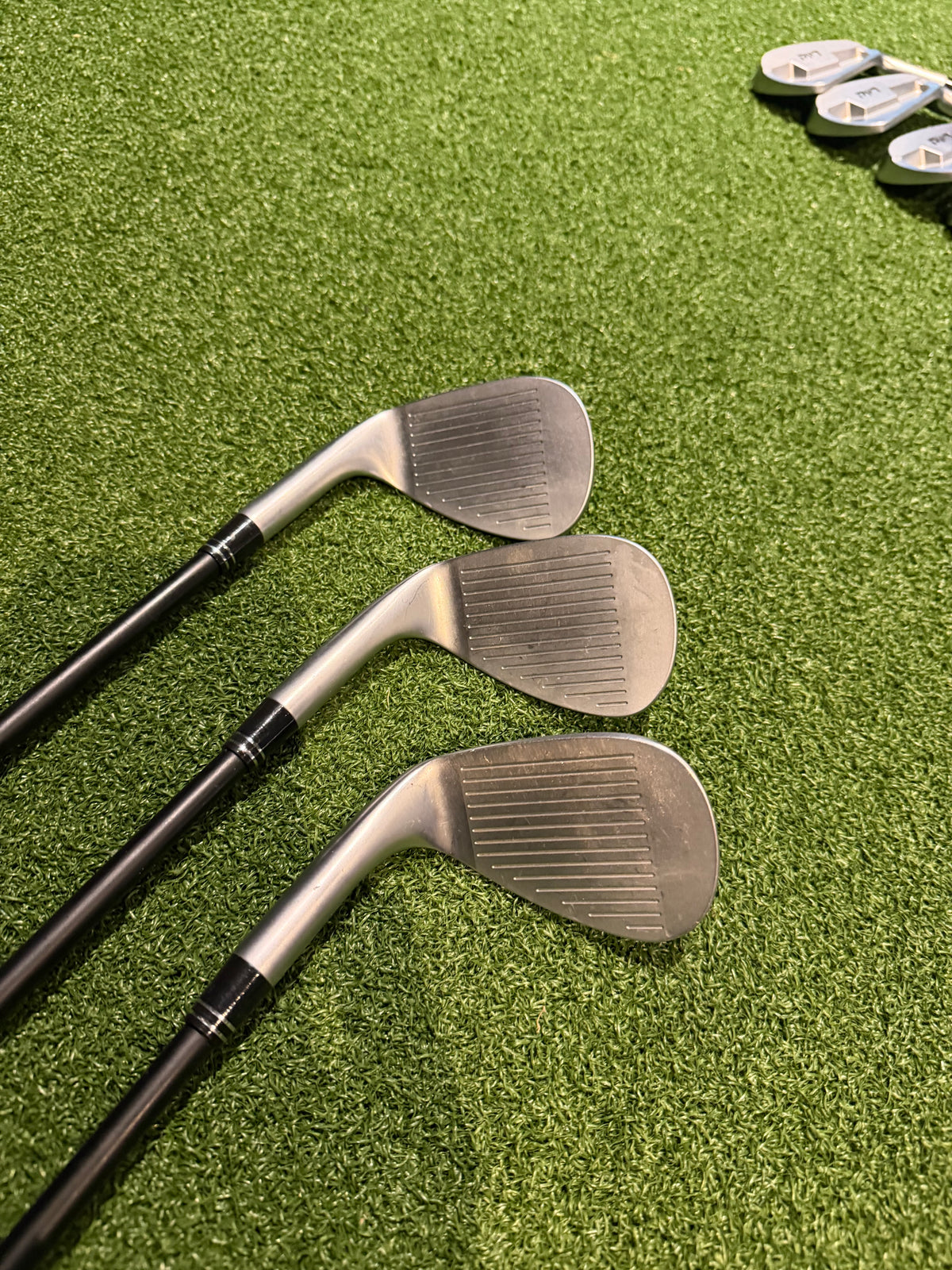 Avoda 2025 Combo iron set 4-LW | Stiff | Right Hand - 02 top