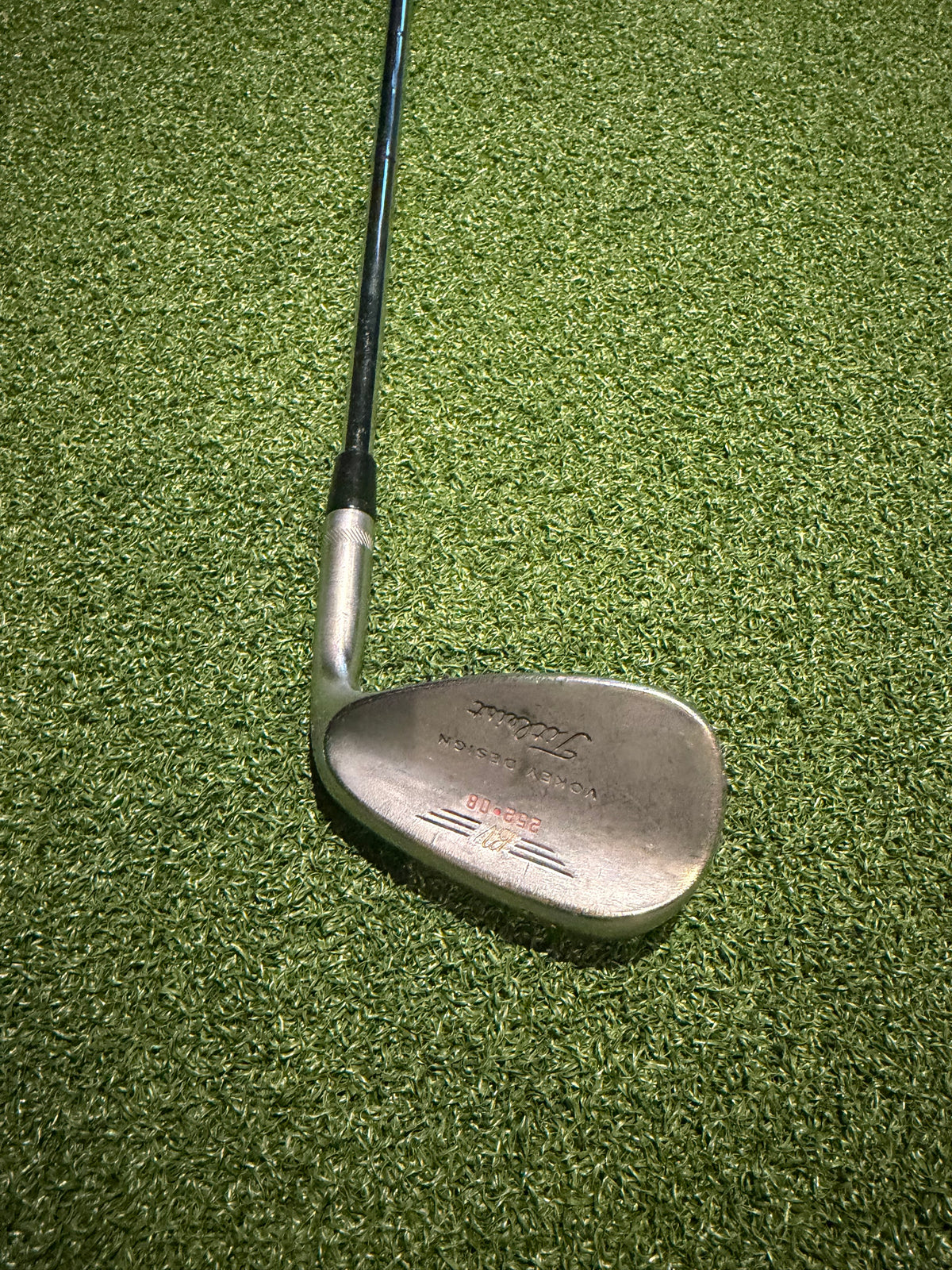 Titleist 252 Vokey Wedge 52Deg | 52° | Stiff | Right Hand - 01 hero